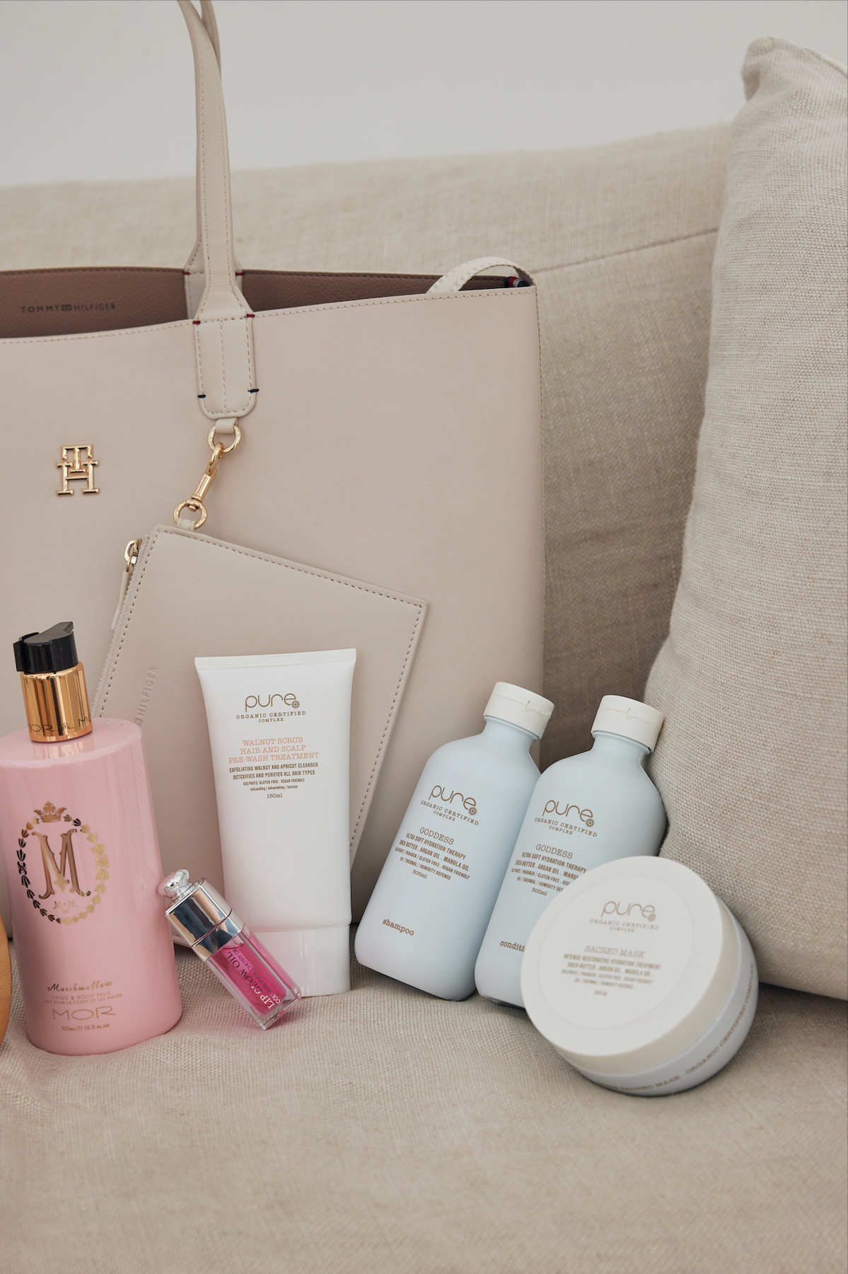 Pure Haircare Walnut Scrub